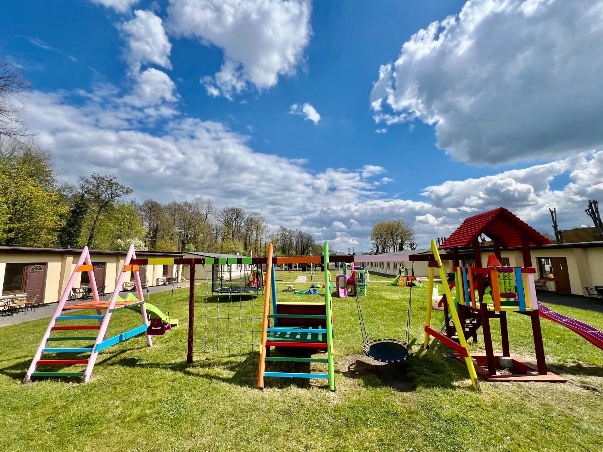Osrodek Rodzinny "Pod Wydmami" Przy Plazy , Plac Zabaw , Rowery Sarbinowo Exterior foto