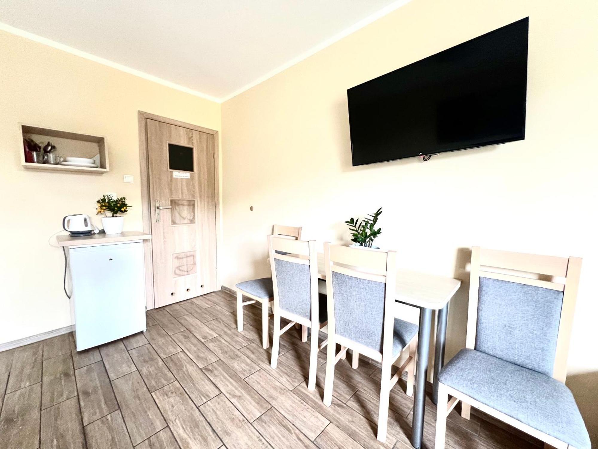 Osrodek Rodzinny "Pod Wydmami" Przy Plazy , Plac Zabaw , Rowery Sarbinowo Exterior foto